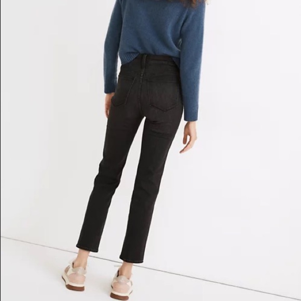 Madewell High-Rise Slim Straight Jeans in Kandell Wash